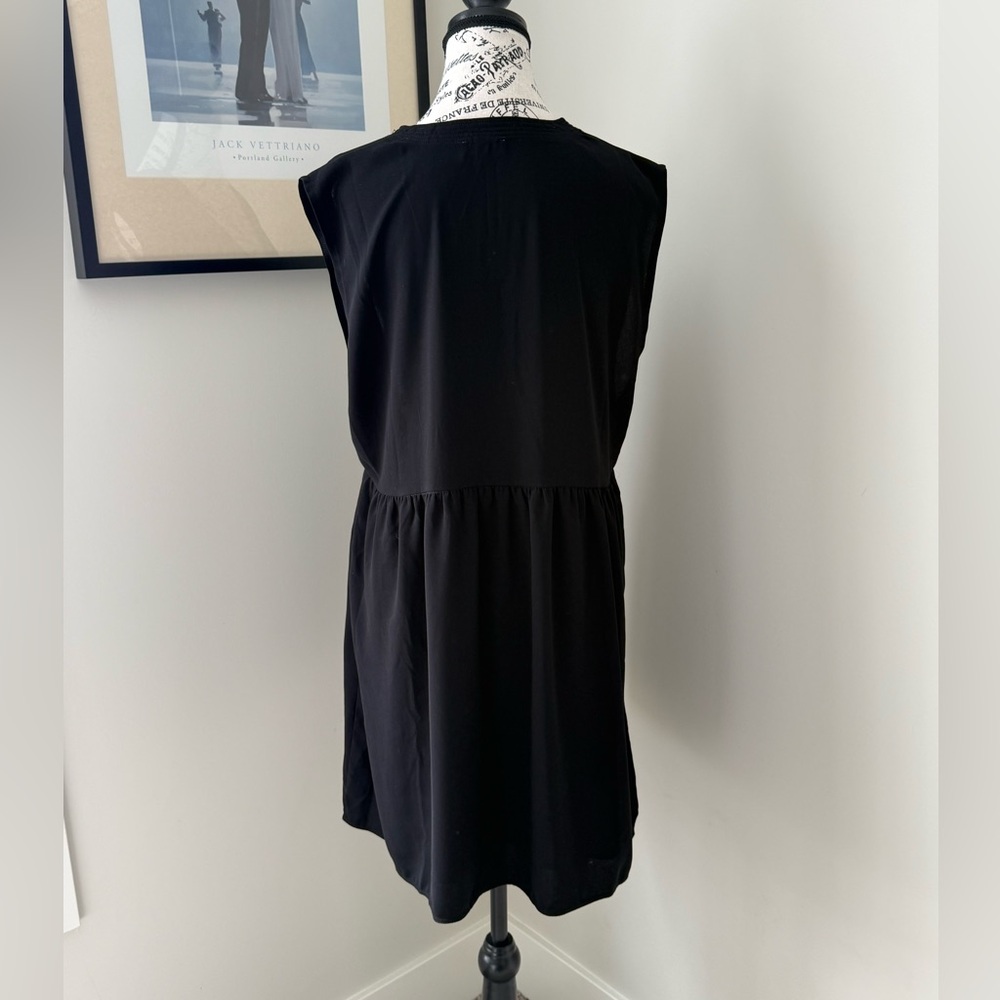 Aritzia Wilfred Talma V Neck Dress - Picture 6 of 11